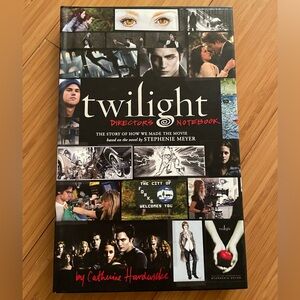 Twilight Inside Story Book